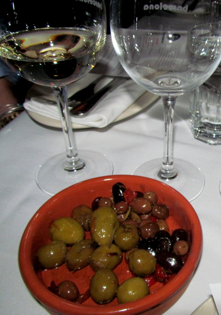 And my taste buds totally enjoyed Barcelona's classic olive plate!