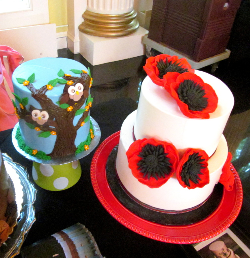 Check out the gorgeous cakes!